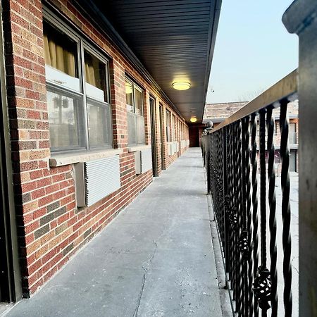 Admiral Motel By Oyo Chicago I-94 ภายนอก รูปภาพ