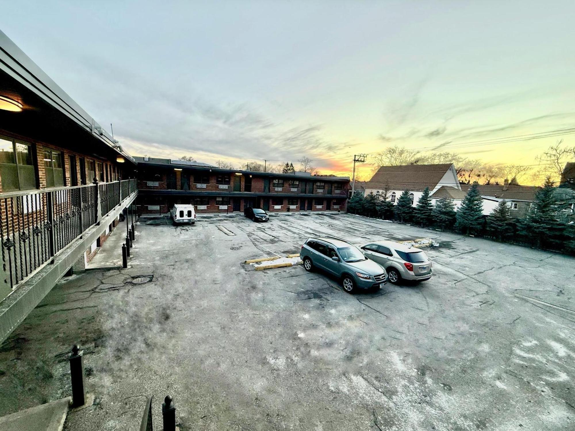 Admiral Motel By Oyo Chicago I-94 ภายนอก รูปภาพ